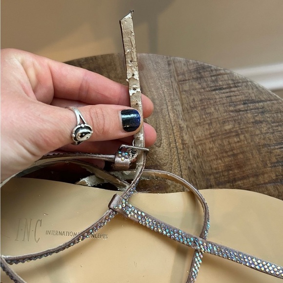Stylish Wedge Sandals with Rhinestone Straps - Picture 4 of 7